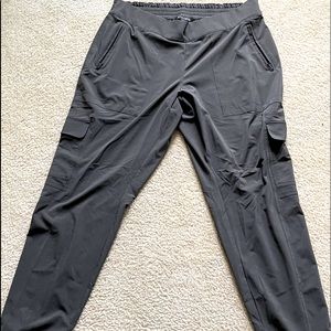 Athleta Grey Cargo Pull On Spandex/Poly Pants
